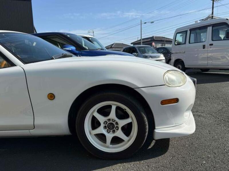 ROADSTER
