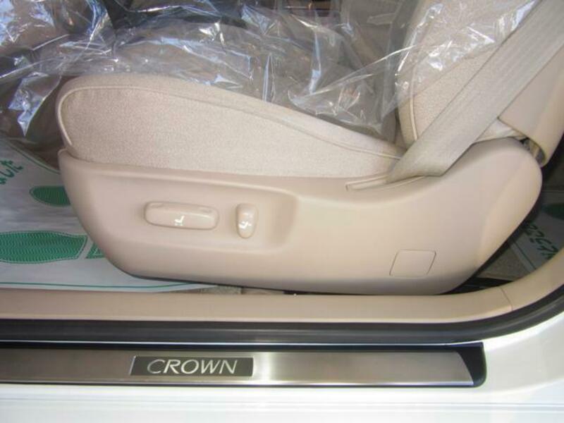 CROWN