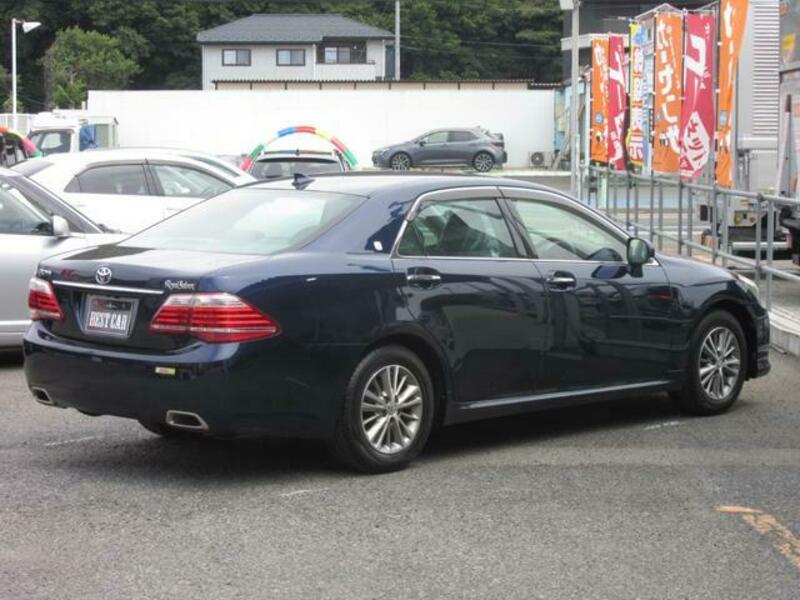 CROWN