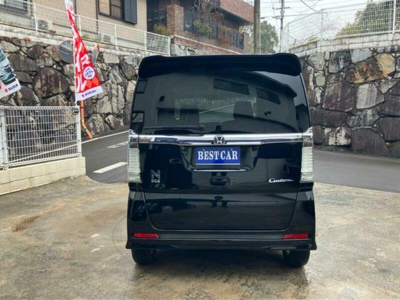 N BOX CUSTOM