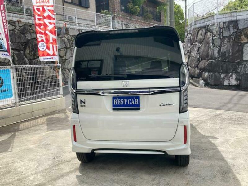 N BOX CUSTOM
