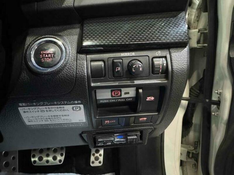 LEGACY B4