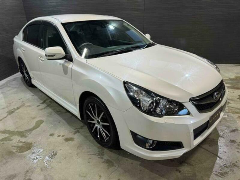 LEGACY B4