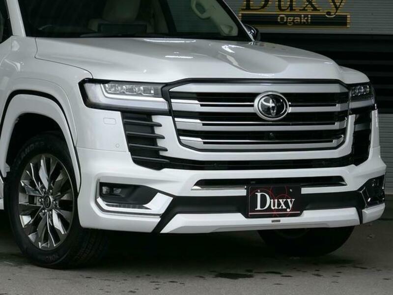 LAND CRUISER