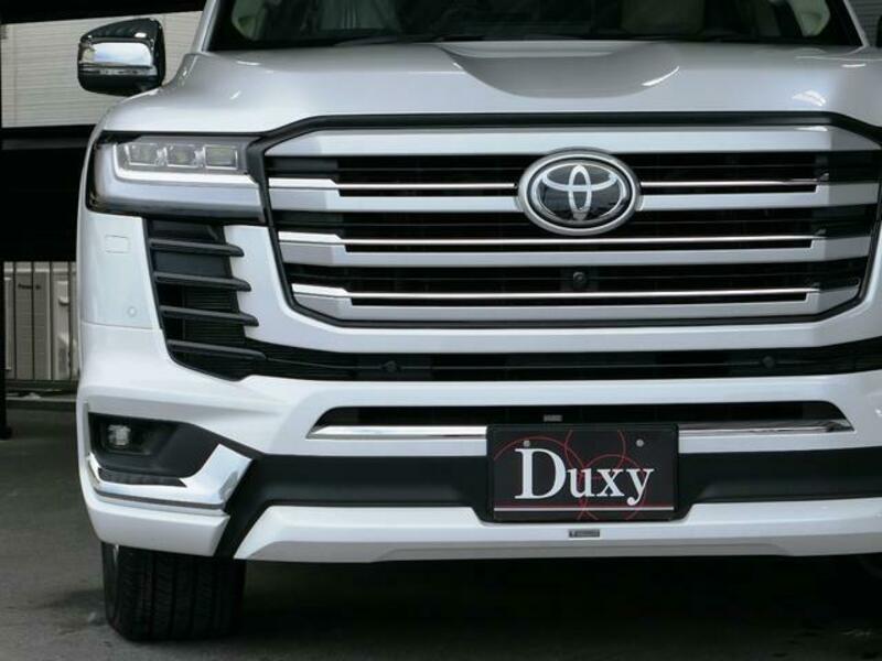 LAND CRUISER