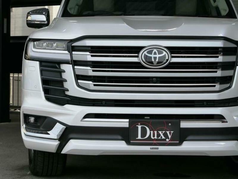 LAND CRUISER