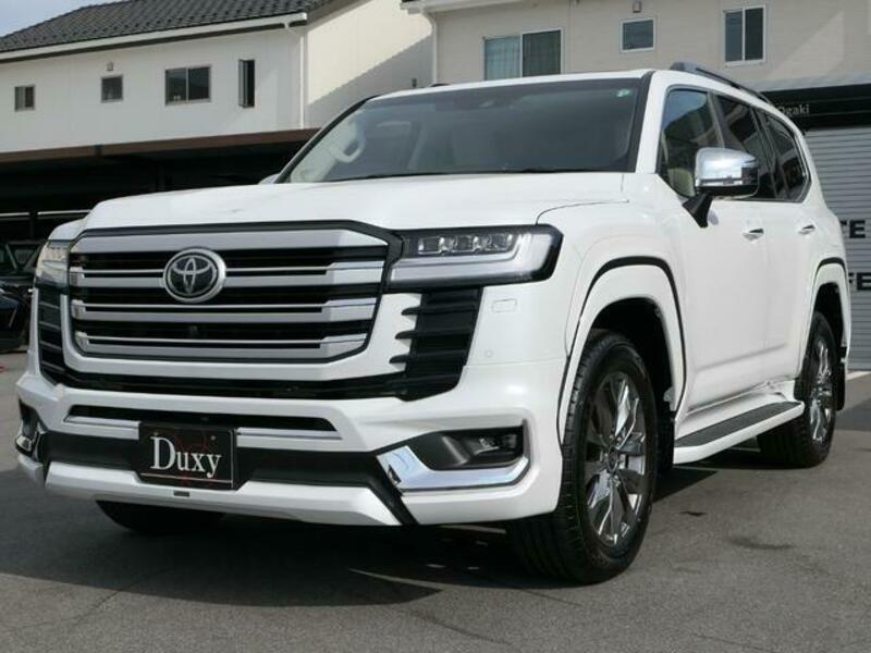 LAND CRUISER
