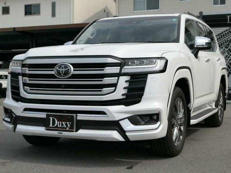 LAND CRUISER