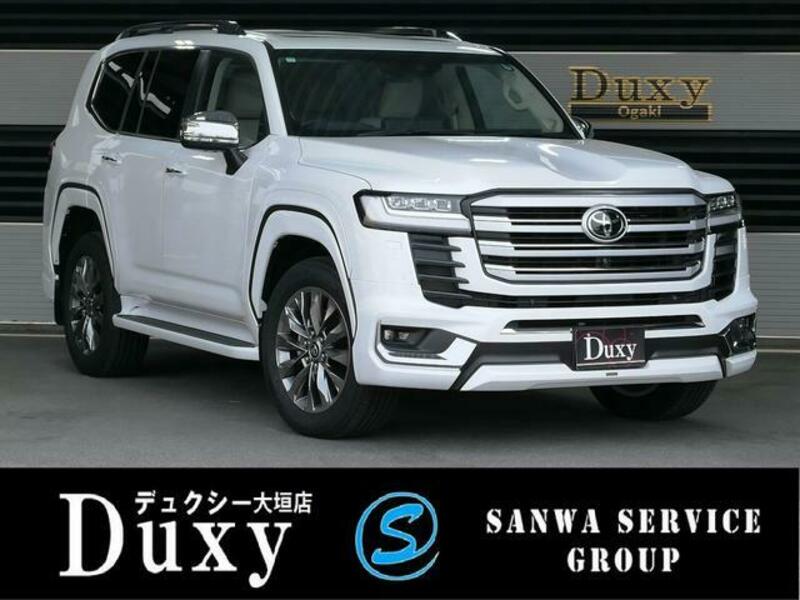 TOYOTA LAND CRUISER