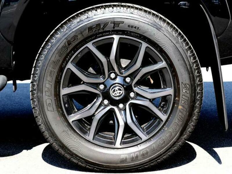 HILUX