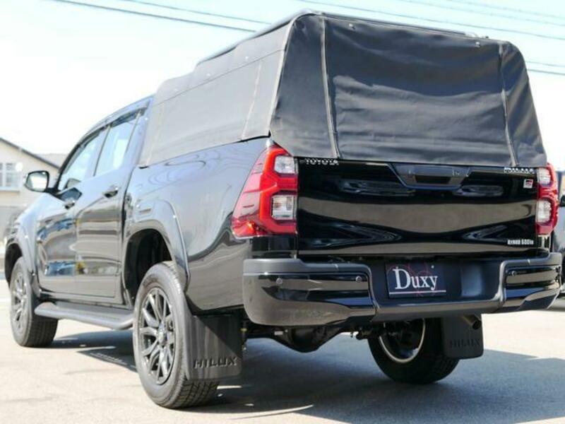 HILUX