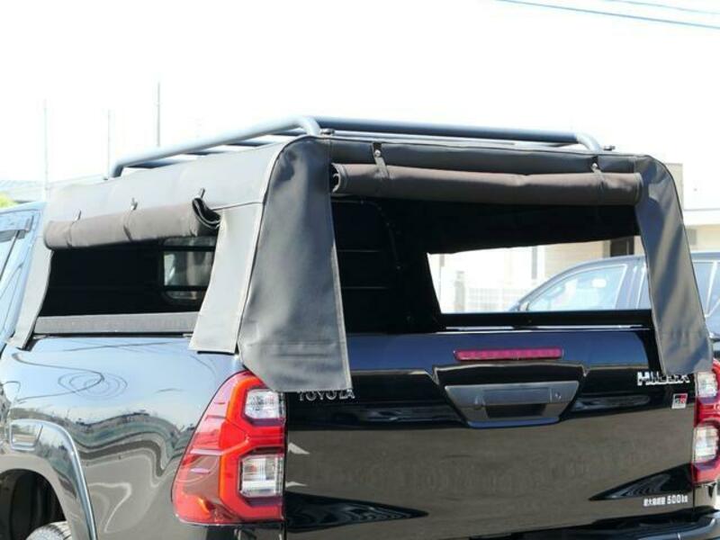 HILUX