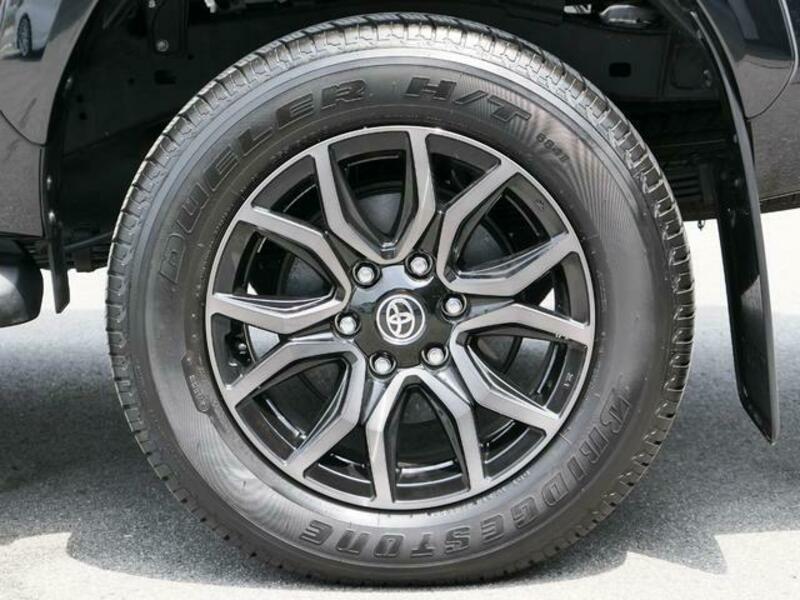 HILUX