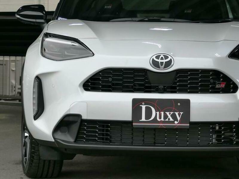 YARIS CROSS