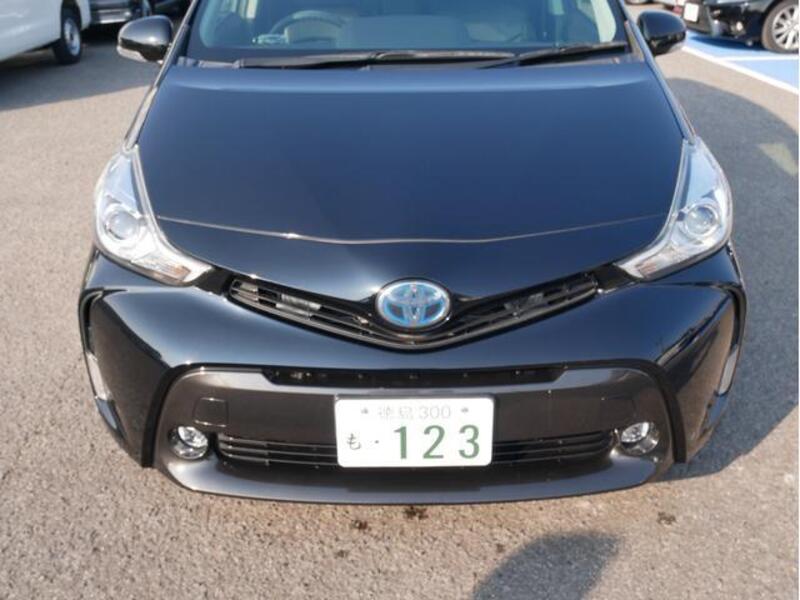 PRIUS ALPHA