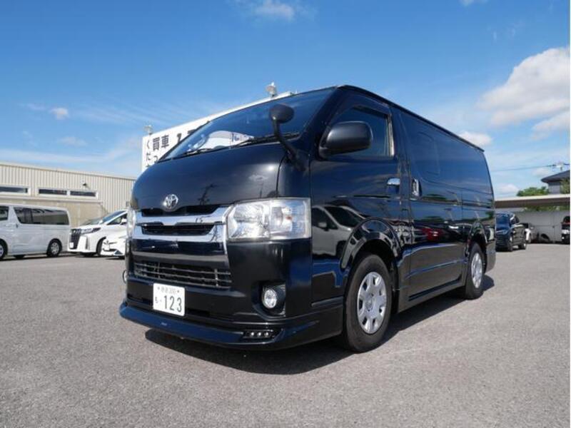 HIACE VAN