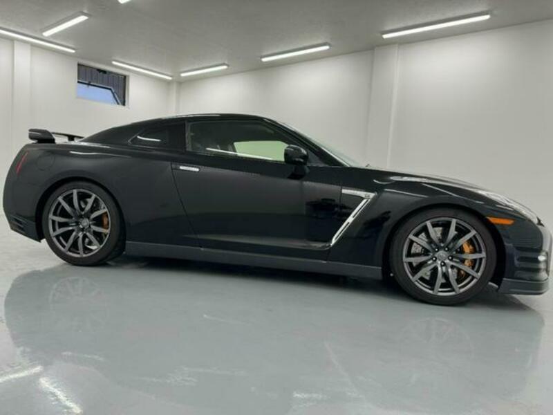 GT-R