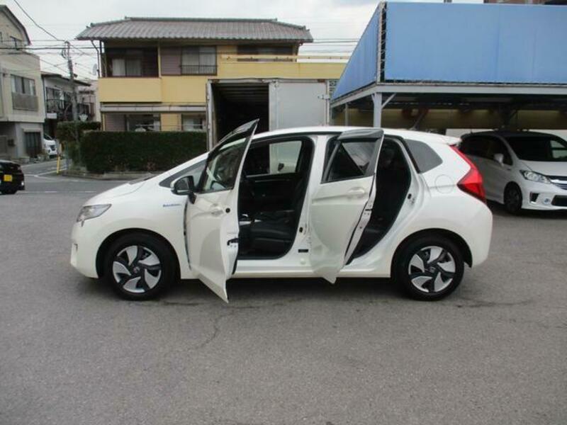 FIT HYBRID