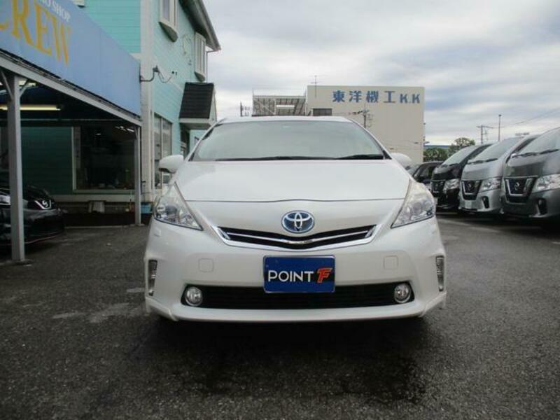 PRIUS ALPHA
