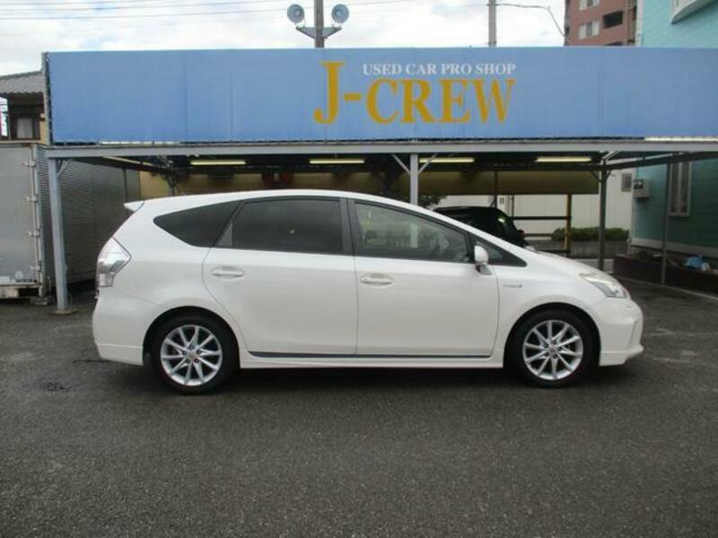 PRIUS ALPHA