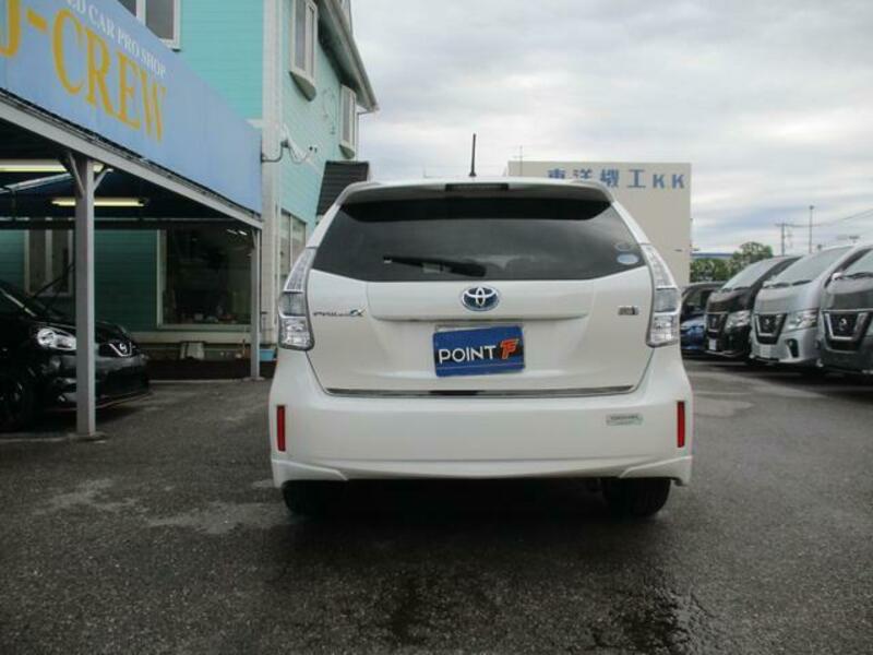 PRIUS ALPHA