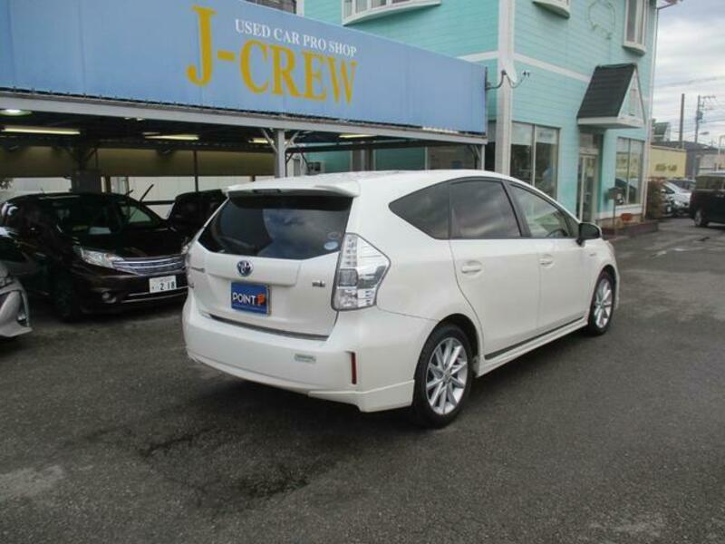 PRIUS ALPHA