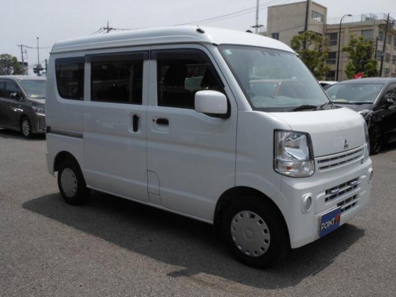 MINICAB VAN