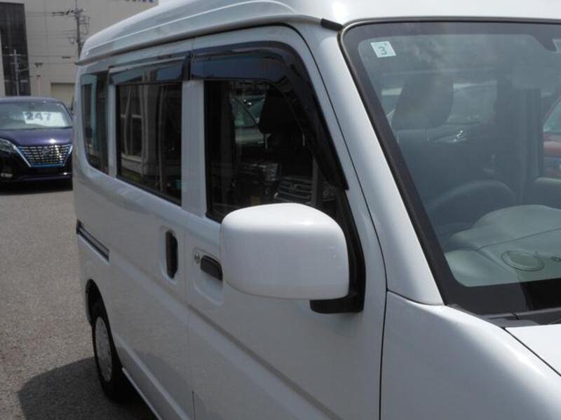 MINICAB VAN