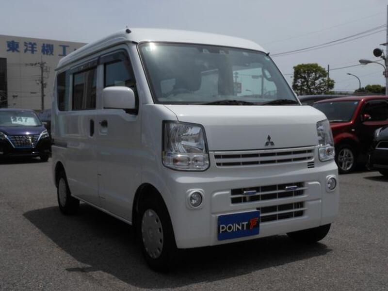 MINICAB VAN