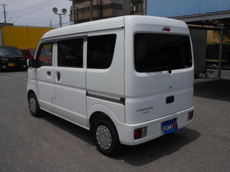 MINICAB VAN