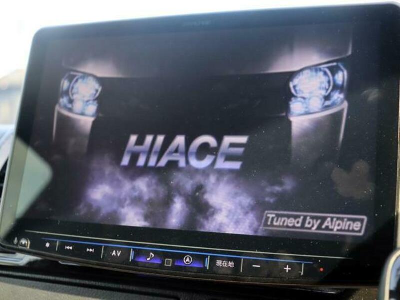 HIACE VAN