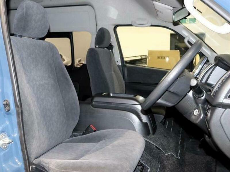 HIACE WAGON