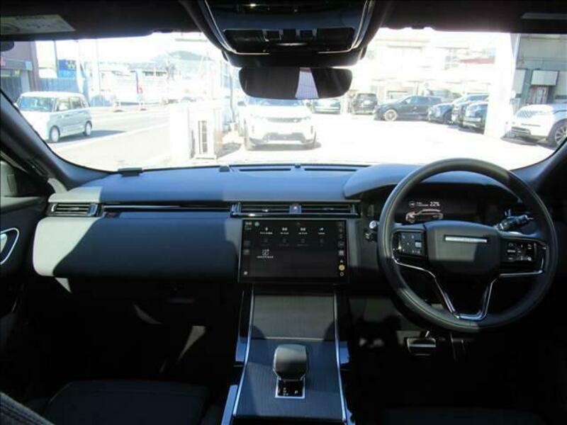 RANGE ROVER VELAR