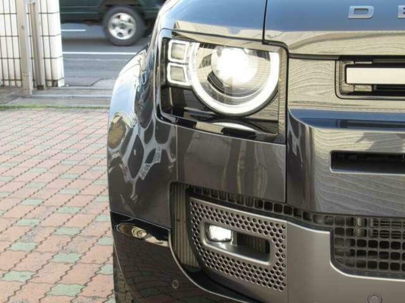 DEFENDER