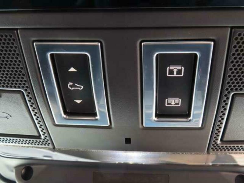 DEFENDER