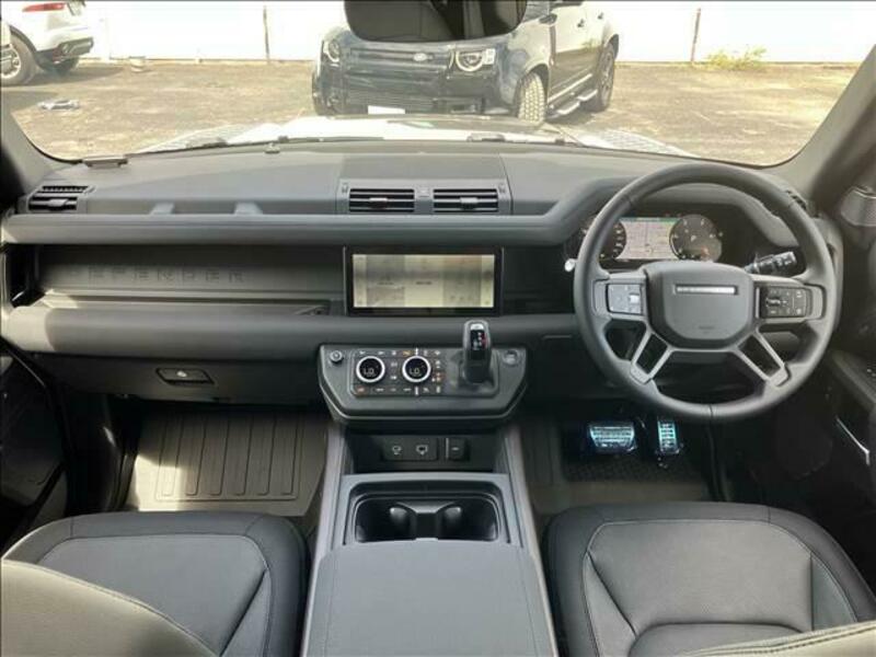 DEFENDER