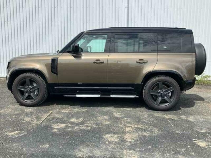 DEFENDER