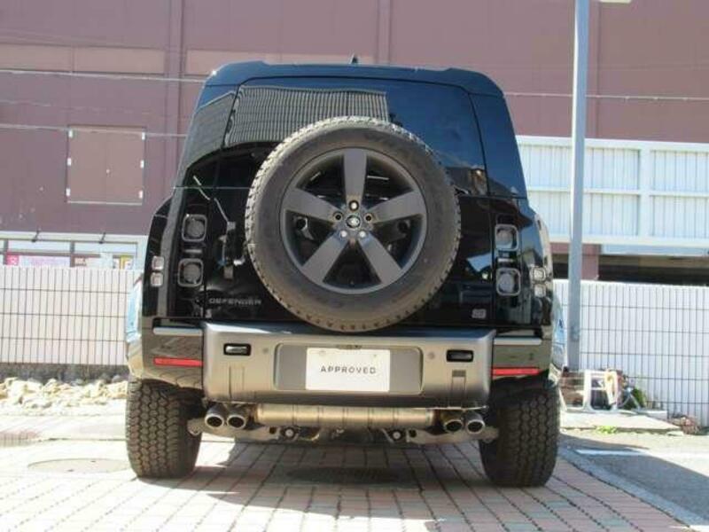 DEFENDER