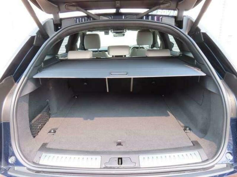 RANGE ROVER VELAR