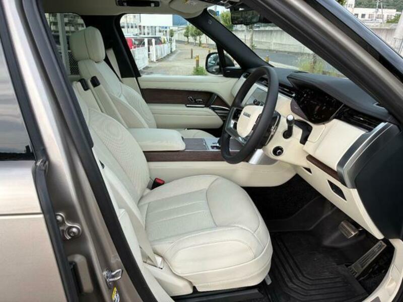 RANGE ROVER