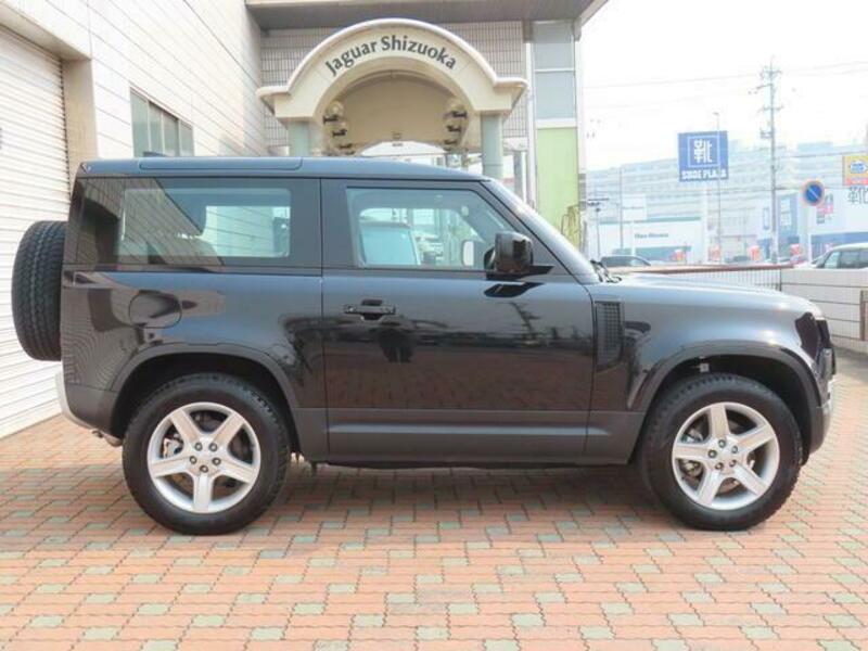 DEFENDER