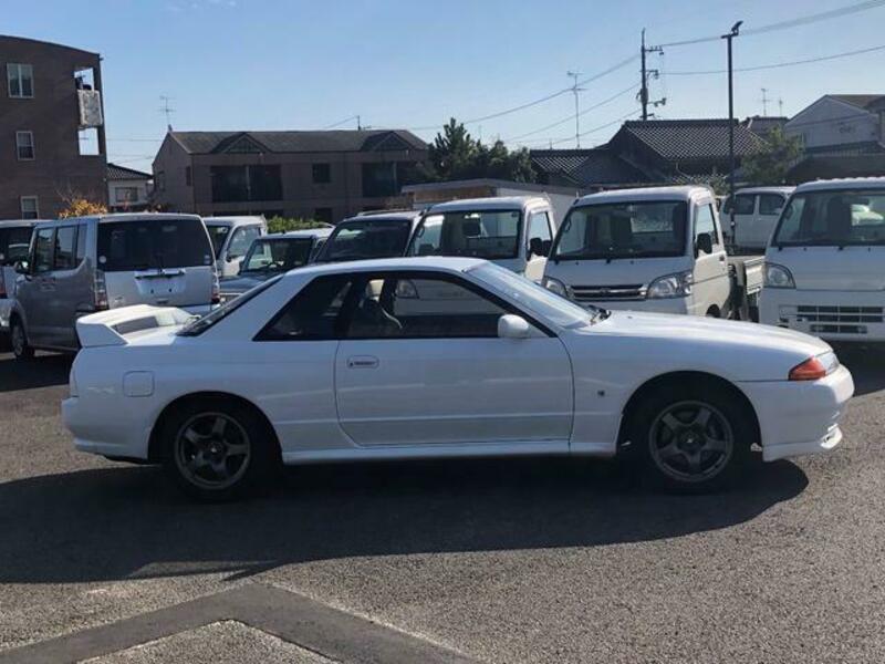 SKYLINE