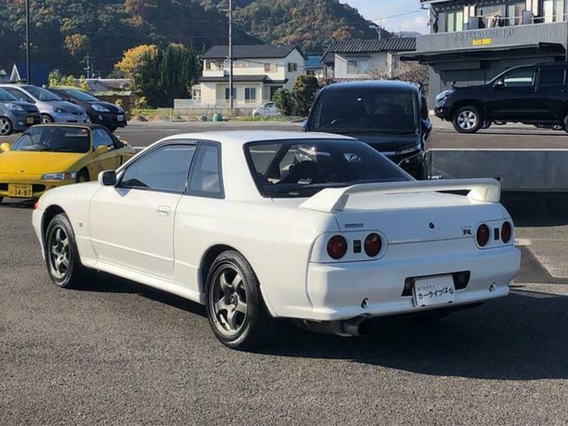 SKYLINE