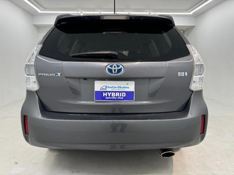 PRIUS ALPHA