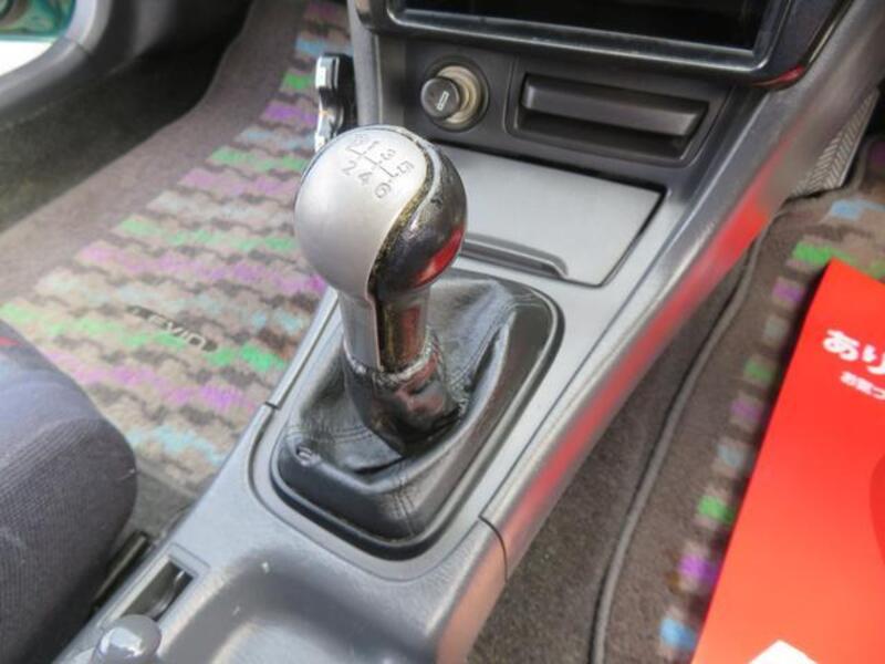 COROLLA LEVIN