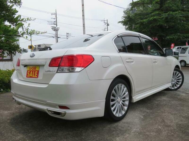 LEGACY B4
