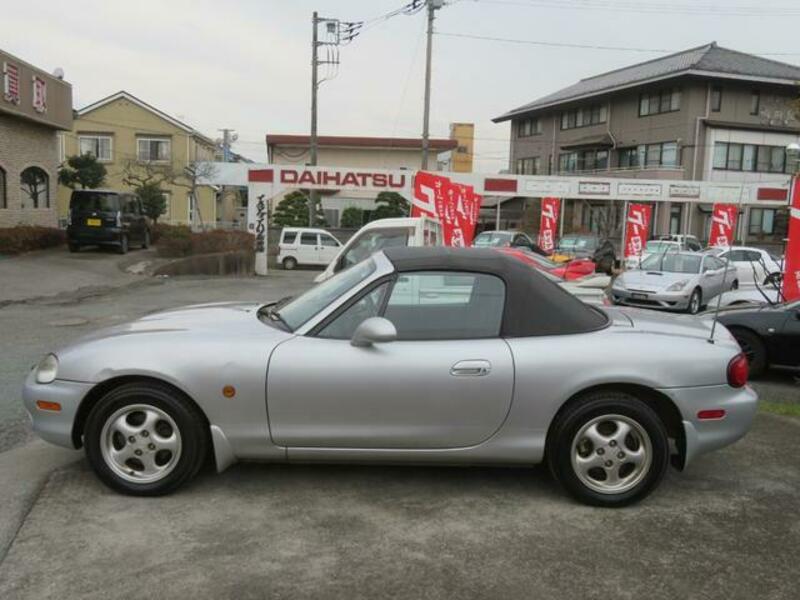 ROADSTER