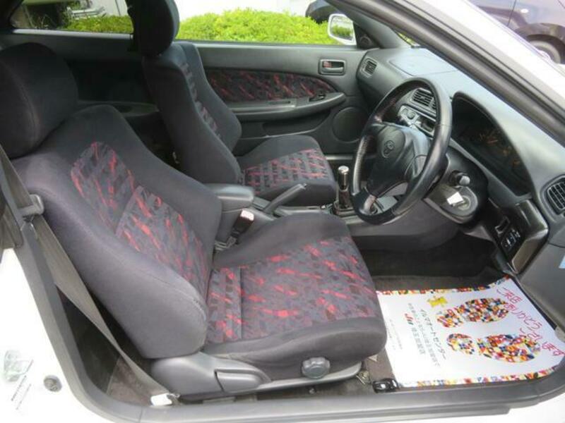 COROLLA LEVIN