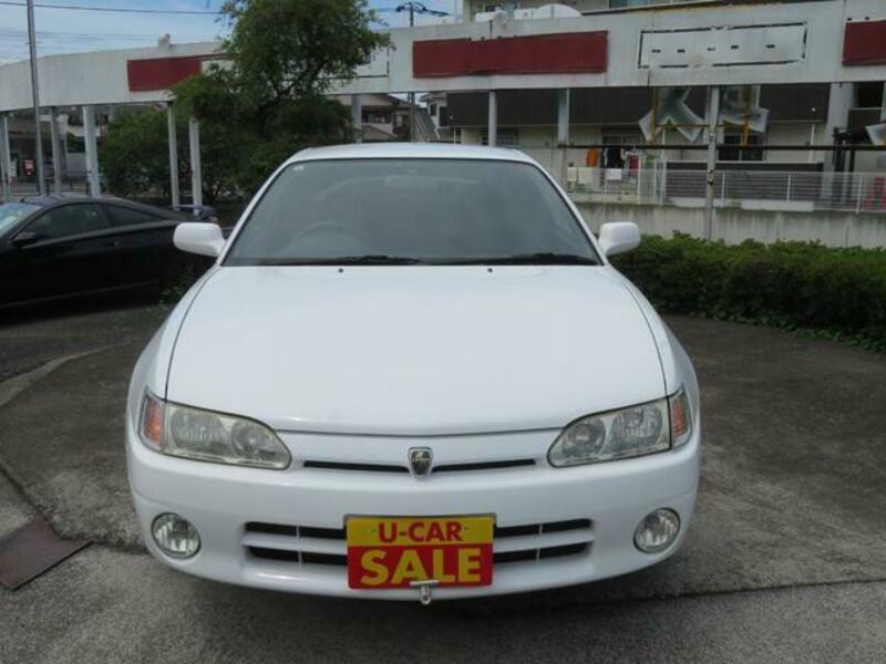 COROLLA LEVIN