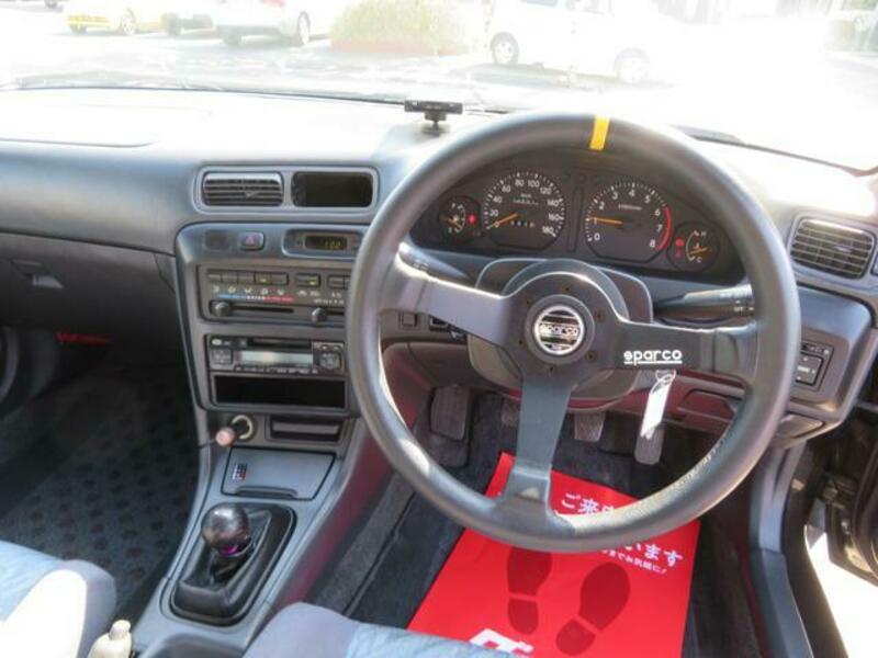 COROLLA LEVIN
